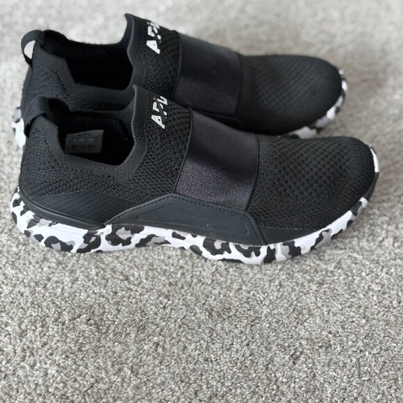 NWT/Box APL Women's Techloom Bliss Leopard Black & White  Sneakers - 6.5 - Picture 7 of 12